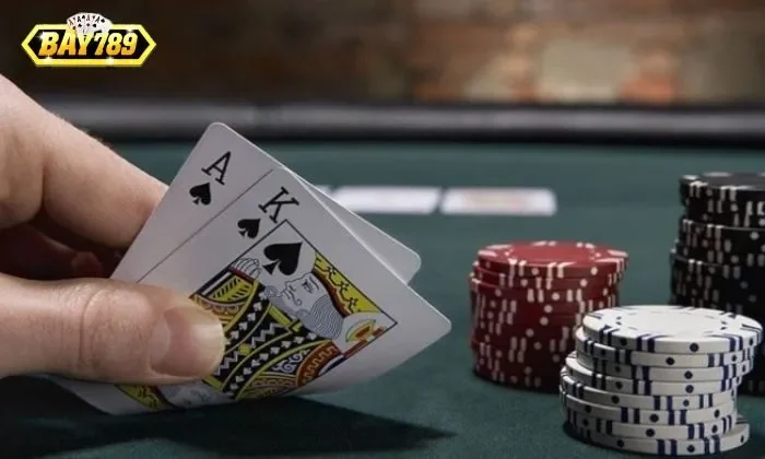 Luật chơi tại Xì tố khá đơn giản